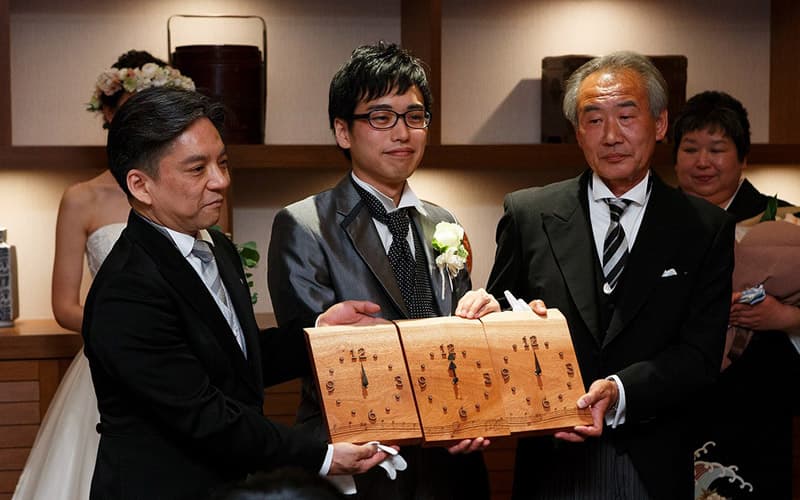 結婚式 両親贈呈品サンクスオルゴール ブラウンクロック ギフト プレゼント : ファルベ結婚式アイテムとお祝いギフト専門店 - 通販 -Yahoo!ショッピング