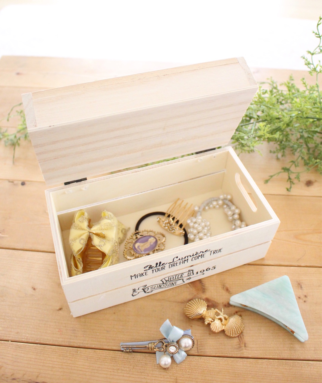 100均DIY～ドレッサーにカチューシャ収納を - architecterの建物わっしょい