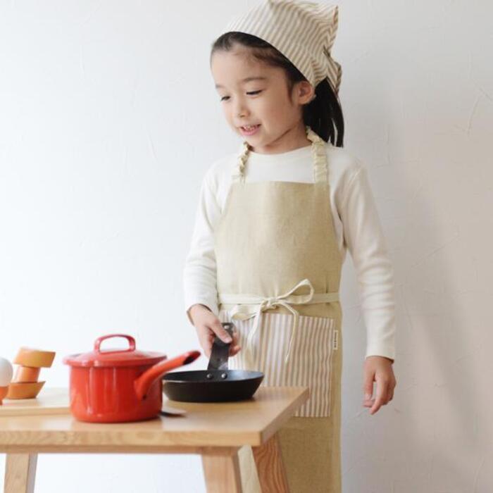 こども用バッククロスエプロンの作り方※Sサイズ 100・110・120Mサイズ 120・130・140ホームソーイング型紙シリーズNo.049nunocoto fabric