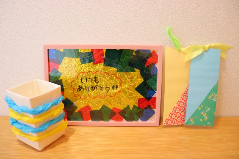 🌼ファミリーデーのプレゼント🌼たんぽぽ保育所もも組 – 足立区・品川区・墨田区の東京都認可・認証保育所 たんぽぽ保育所グループ