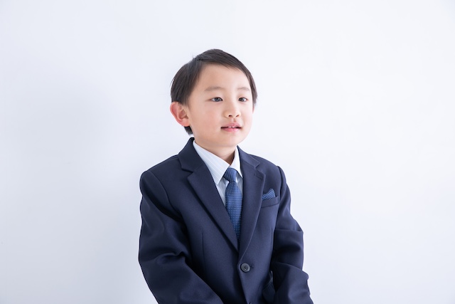 孫代表として弔辞を行う場合のマナー – 家族葬・一日葬のアクセル社