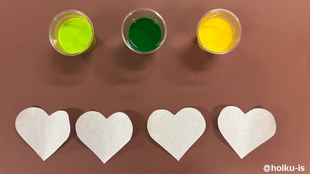 保育園で楽しめるクローバーの壁面製作アイデアまとめ！折り紙や画用紙などを使った作品紹介保育士の転職・採用は 保育士バンク！