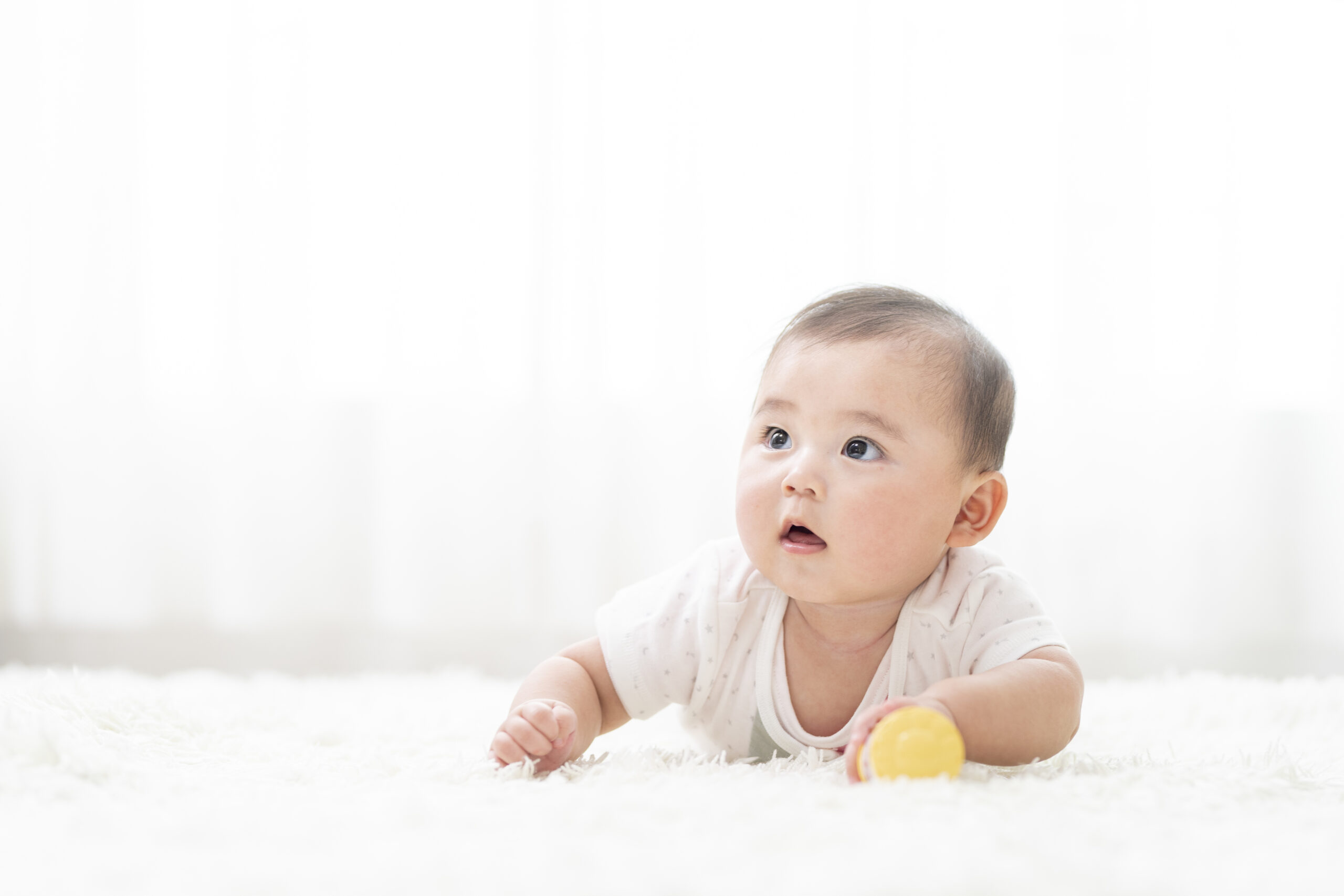 生後3ヶ月の成長発達「ハンドリガードの、ここがすごい！」-おむつのムーニー 公式 ユニ・チャーム