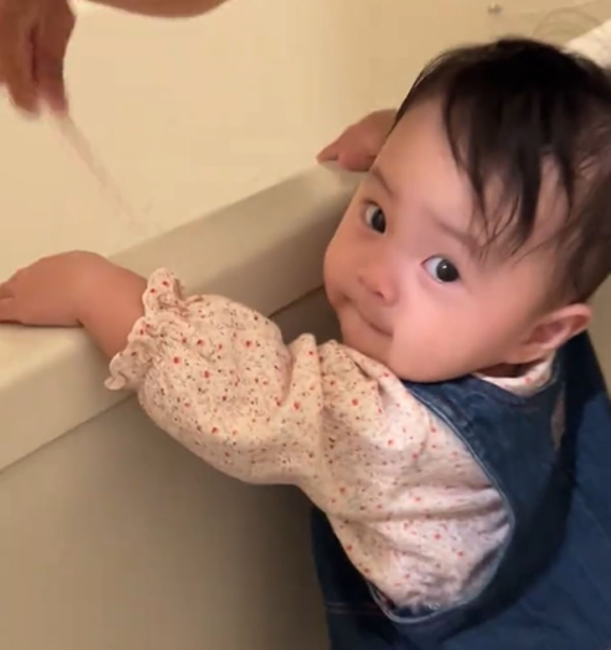 口をすぼめる - 赤ちゃん・こどもの症状 - 日本最大級 医師に相談できるQ&Aサイト アスクドクターズ