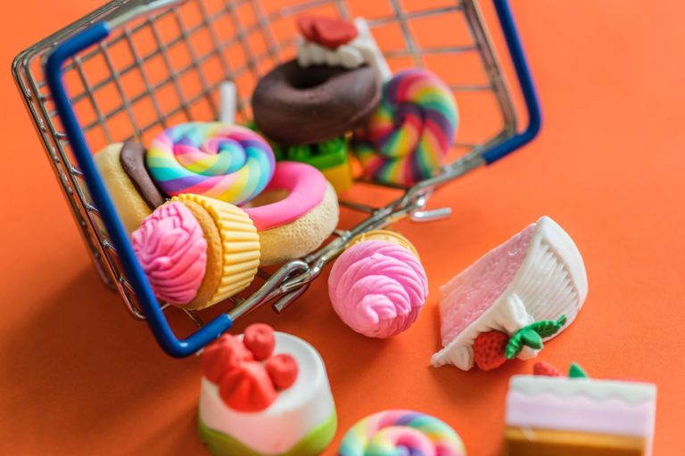 子どもが叩いてくる！物を投げる！」困った行動の5つの原因と対処法を幼児教育講師が徹底解説！ 前編子育て勉強会TERU- エキスパート -Yahoo!ニュース