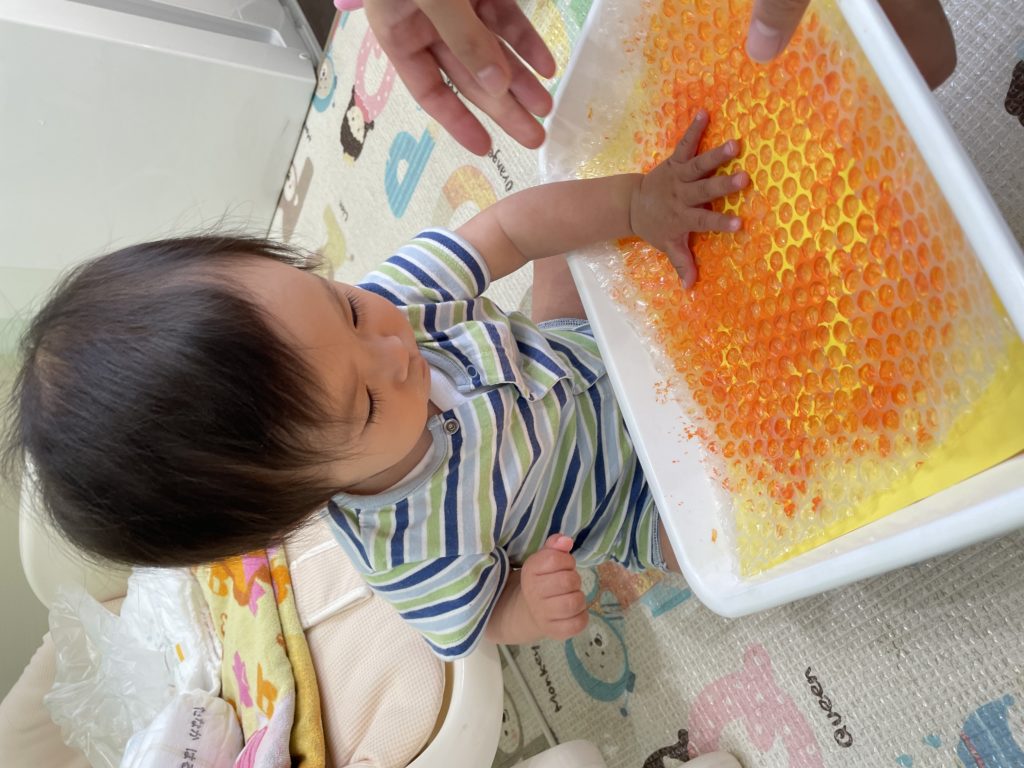 七夕制作🎋1歳クラス – 岸和田 のだくま保育園