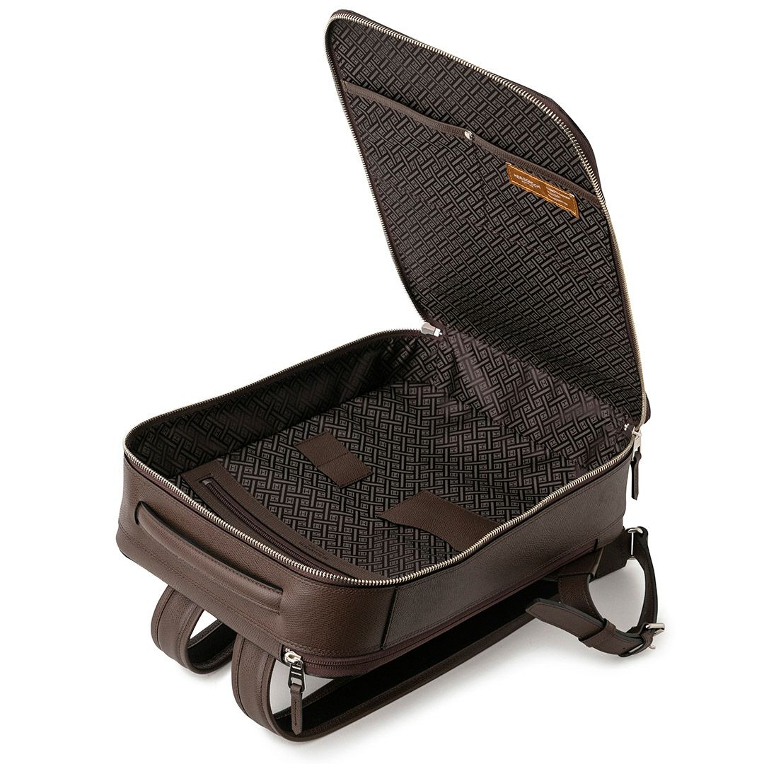 2025年彼氏が喜ぶ20歳の誕生日プレゼント 人気ランキングTOP8！実用的なものなどを厳選！プレゼント＆ギフトのギフトモール