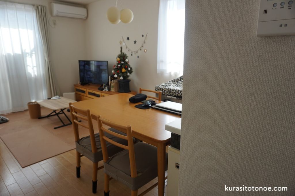 あえて選んだ「狭い家」。家族で暮らす、42㎡の2DKインテリアgoodroom journal