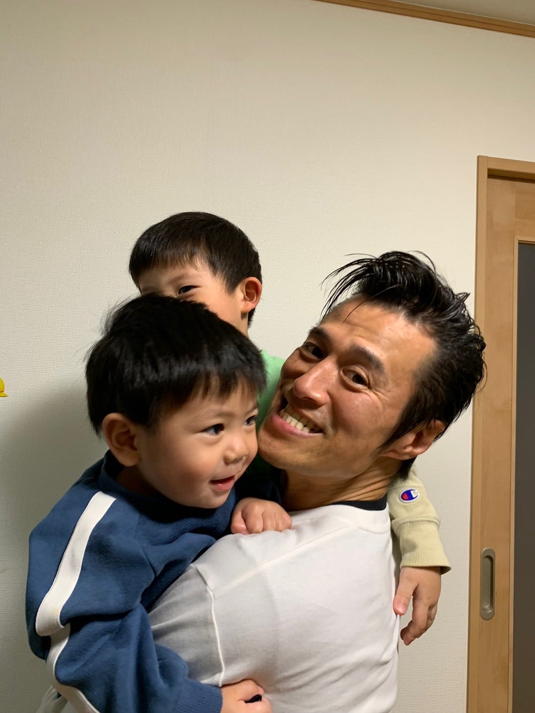 アントニオ猪木さん、4人の妻との波乱の人生 倍賞美津子は病床の元夫を見舞ったNEWSポストセブン