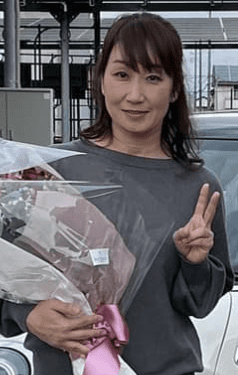 朝倉未来の母親・朝倉恵美は50歳なのに超かわいくてピアノが趣味！かっこいい有名人研究所