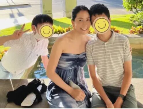 記事全文 内田恭子アナ 息子たちとの夏休みショット公開 美ワンピ姿に「綺麗で優しいお母さん最高」の声 - スポニチ Sponichi Annex 芸能