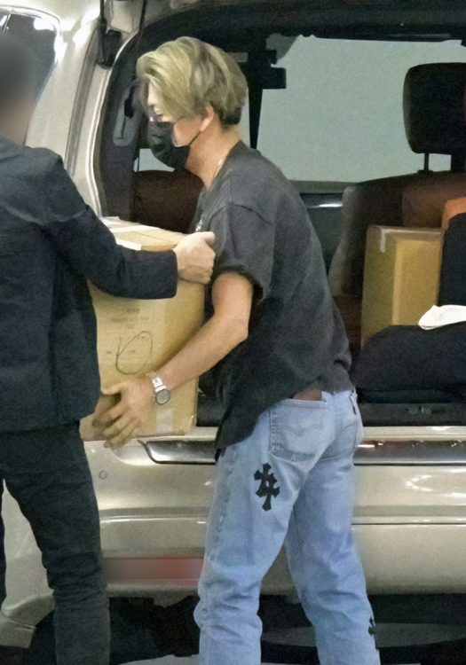 写真 木村拓哉 娘2人と工藤静香のライブを鑑賞、帰りは束の間のドライブ 公私共に“ワンチーム”となる家族の姿NEWSポストセブン - Part 13