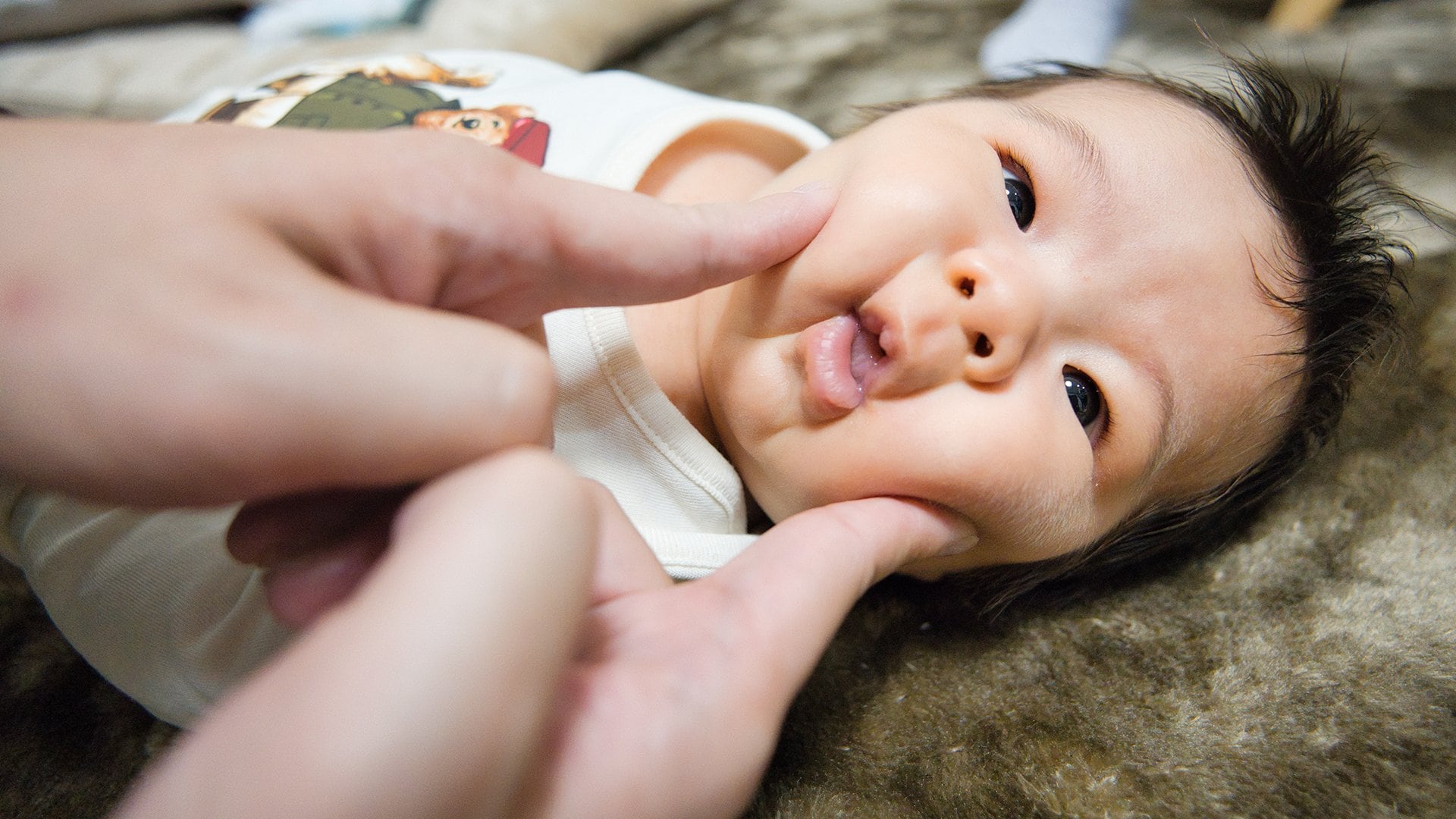 1,969 赤ちゃん ほっぺ Stock Photos, High-Res Pictures, and Images - Getty Images