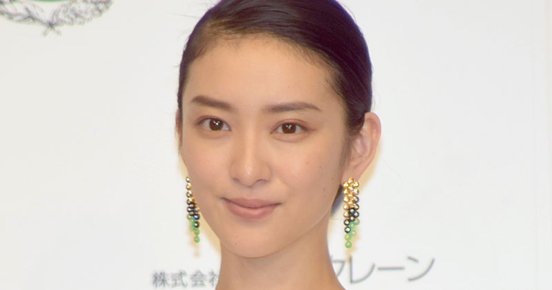 武井咲 31 、最新自撮りショットに夫・EXILE TAKAHIRO 40 が反応「相変わらず美しすぎです」「目の保養」ファンも絶賛 ABEMATIMES- Yahoo!ニュース