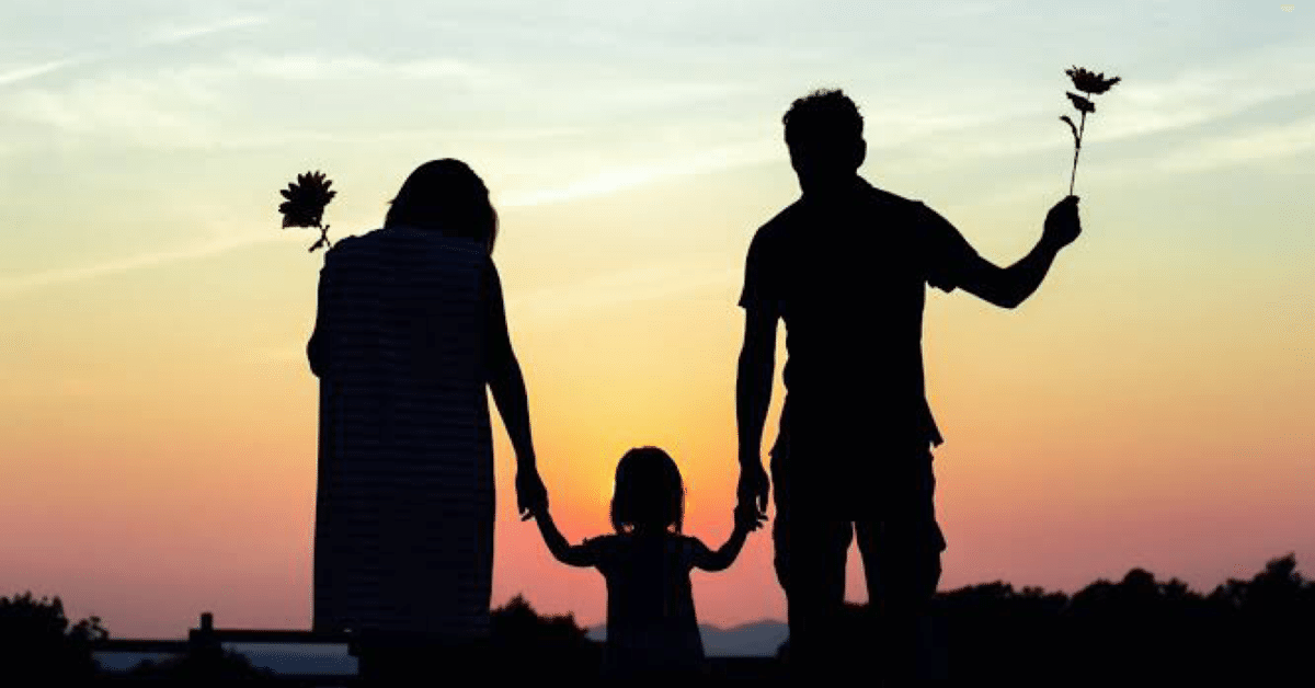 幸せな家族イメージ写真無料素材ならフリービーAC