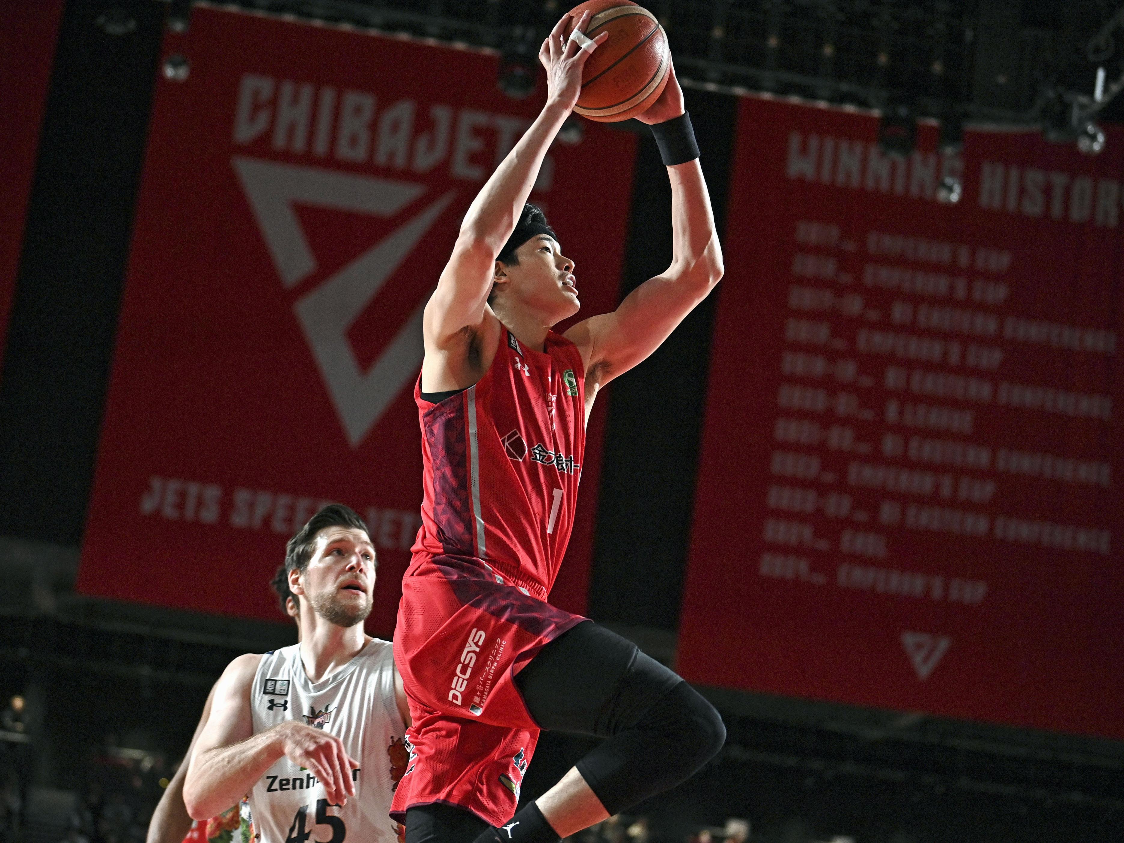 久慈暁子＆渡邊雄太、結婚2周年を祝うショット公開！ 「こちらまで幸せな気分に」「理想の夫婦」 - All About ニュース