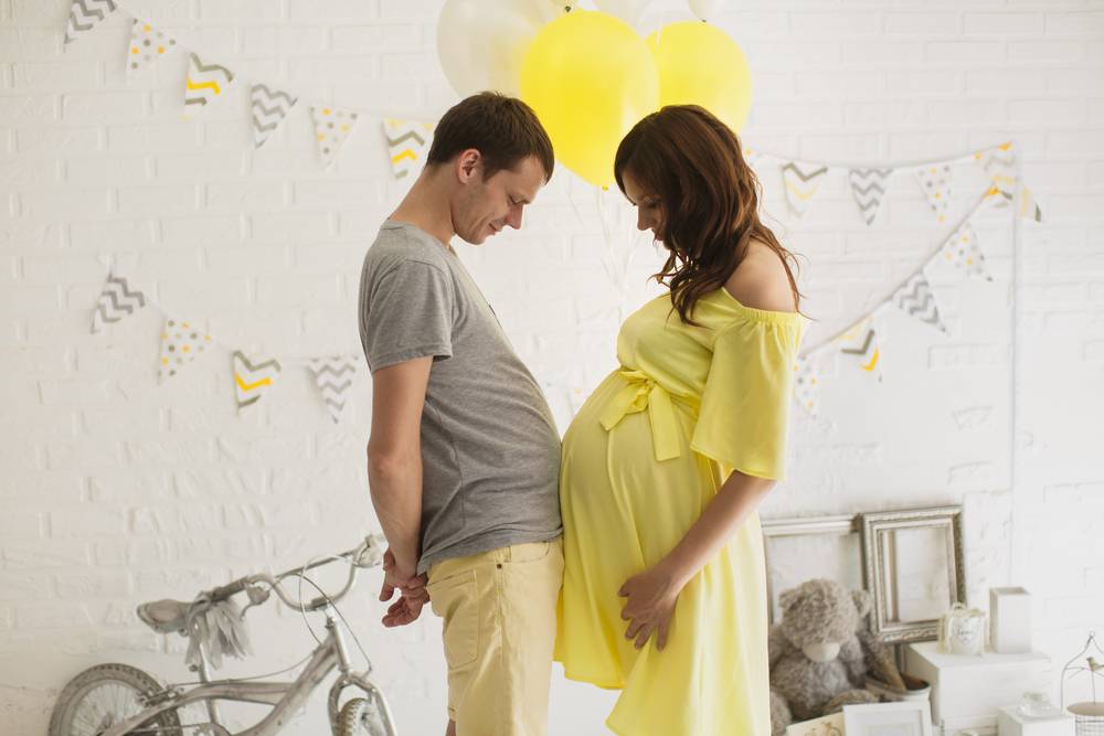 十月十日を夫婦で楽しむ！ 毎月セルフマタニティフォトのススメベビーカレンダ