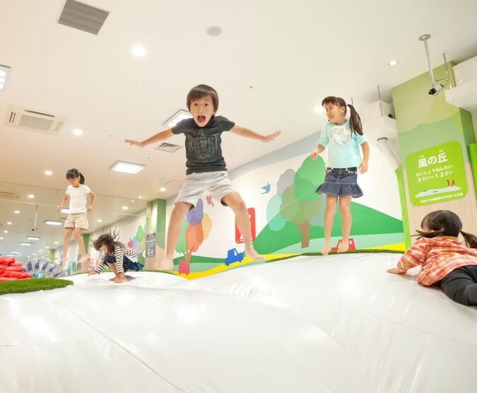 3歳児の室内遊び！集団遊び・運動・ゲーム・手遊びなど12個のアイデアまとめ保育士・幼稚園教諭・ベビーシッターの求人専門サービス「ずっと保育士」