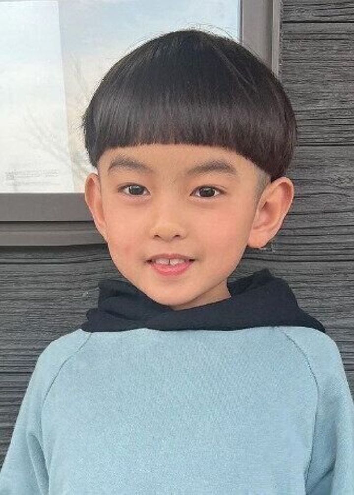 男の子長めスタイルキッズ大船の美容室ならTAWA kids hair salon