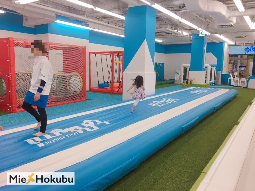 トンデミ桑名店』のキッズエリアを写真多めにレビュー！2歳児と遊ぶコスパを検証するよ イオンモール桑名MieHokubu