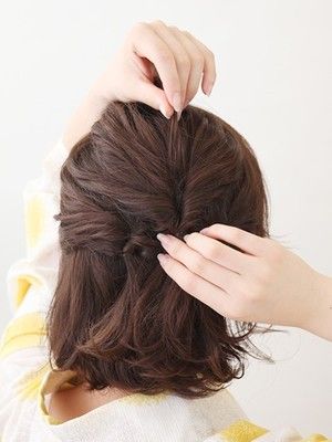 くるりんぱって簡単！基本から応用までイラストで速習&長さ別アレンジも参考にホットペッパービューティーマガジン