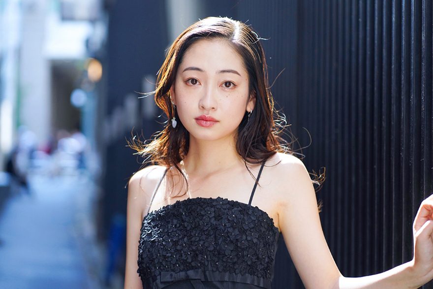 伝説のグラビアクイーン・かとうれいこ56歳、“顔出し”美人娘の大学卒業を祝福2025年3月24日- エキサイトニュース