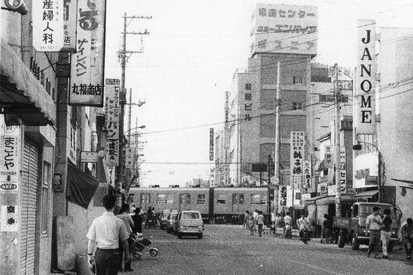 店舗紹介 】マルワン東京エリアで一番アクセスがいい店舗！ マルワン梅島店 |