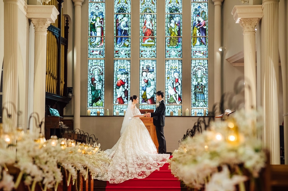 本物の教会で結婚式はできます。ブランシュネージュ代官山 ウェディングドレスのオーダーメードのお仕事日記