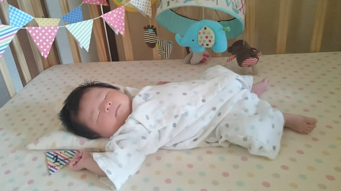可愛い赤ちゃんの寝顔に癒される日常TikTok