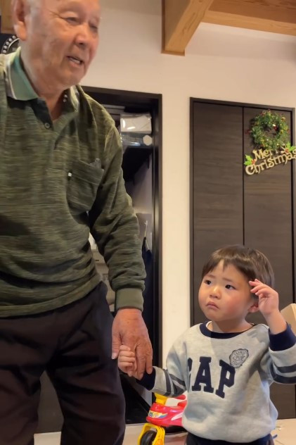 無料筆文字素材：じぃじへのダウンロードページです。フリー筆文字素材・無料ダウンロード_ブラッシュストック_brushstock