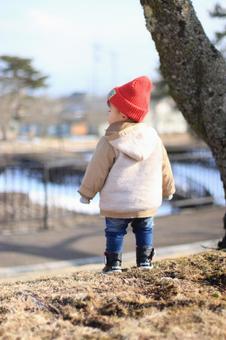 秋の日 子供の後ろ姿 写真素材829631- フォトライブラリ
