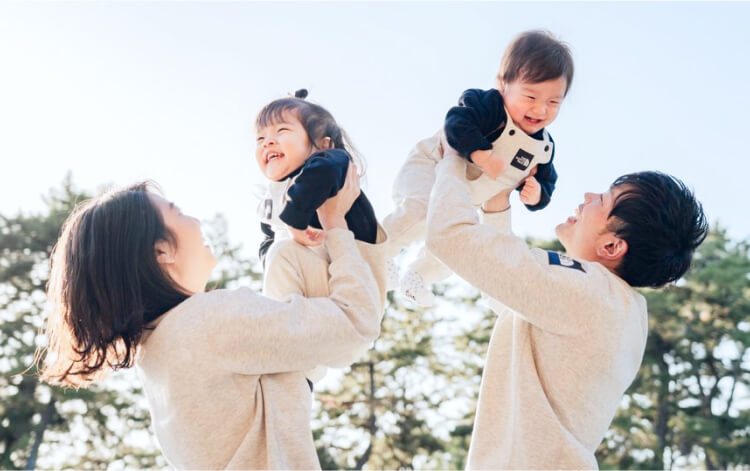 MIXI、子どもの写真・動画共有アプリ「家族アルバム みてね」の世界累計利用者数が2500万人を突破gamebiz