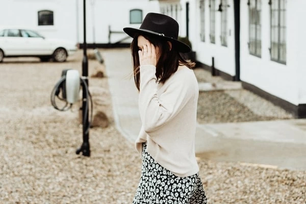 好きな人とうまく話せない人必見！奥手女子が好きな人と仲良くなる５つの方法 – 電話占いシエロ