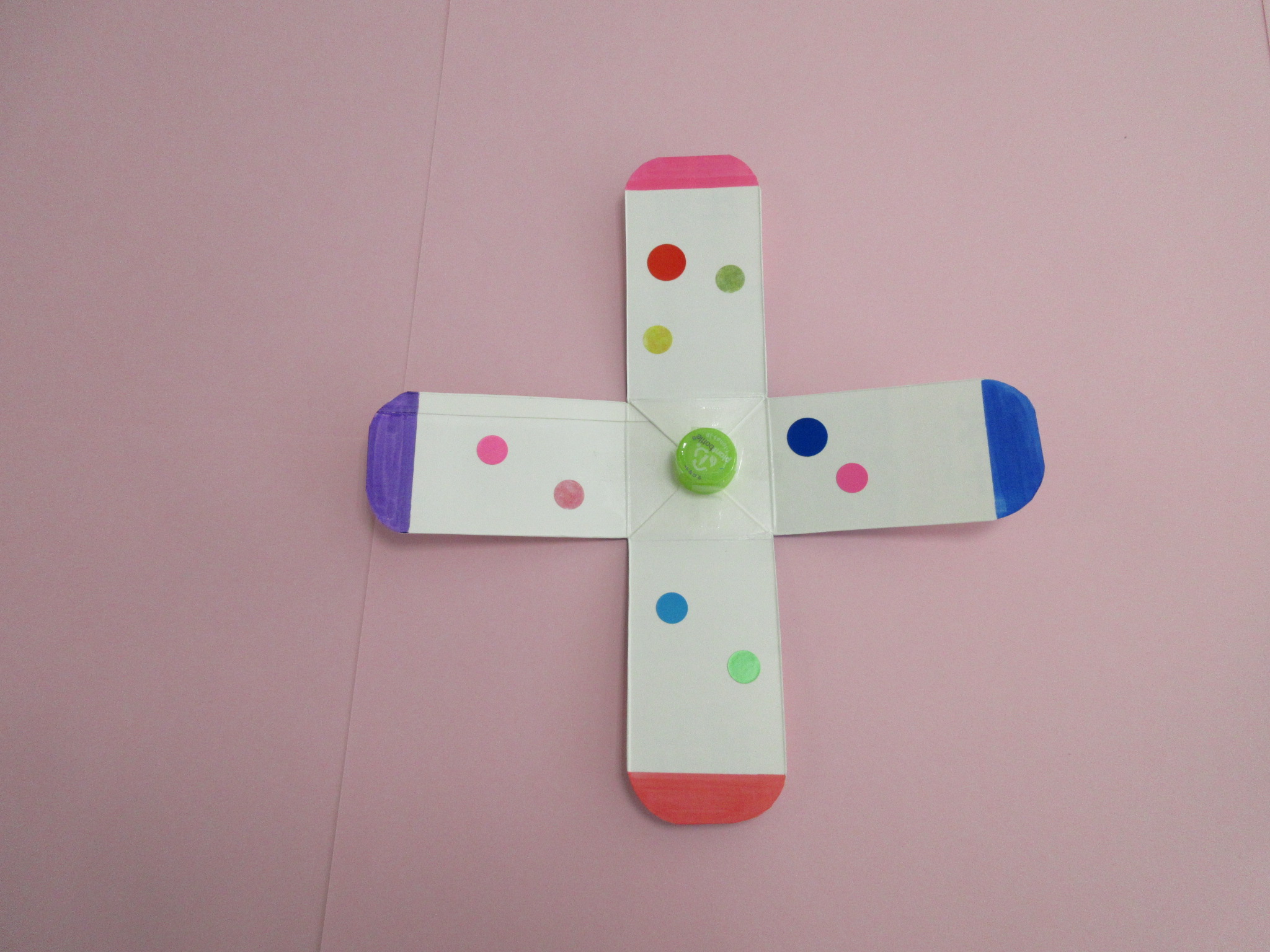 製作 牛乳パックで作る「びっくり箱」保育士を応援する情報サイト 保育と暮らしをすこやかに ほいくらし