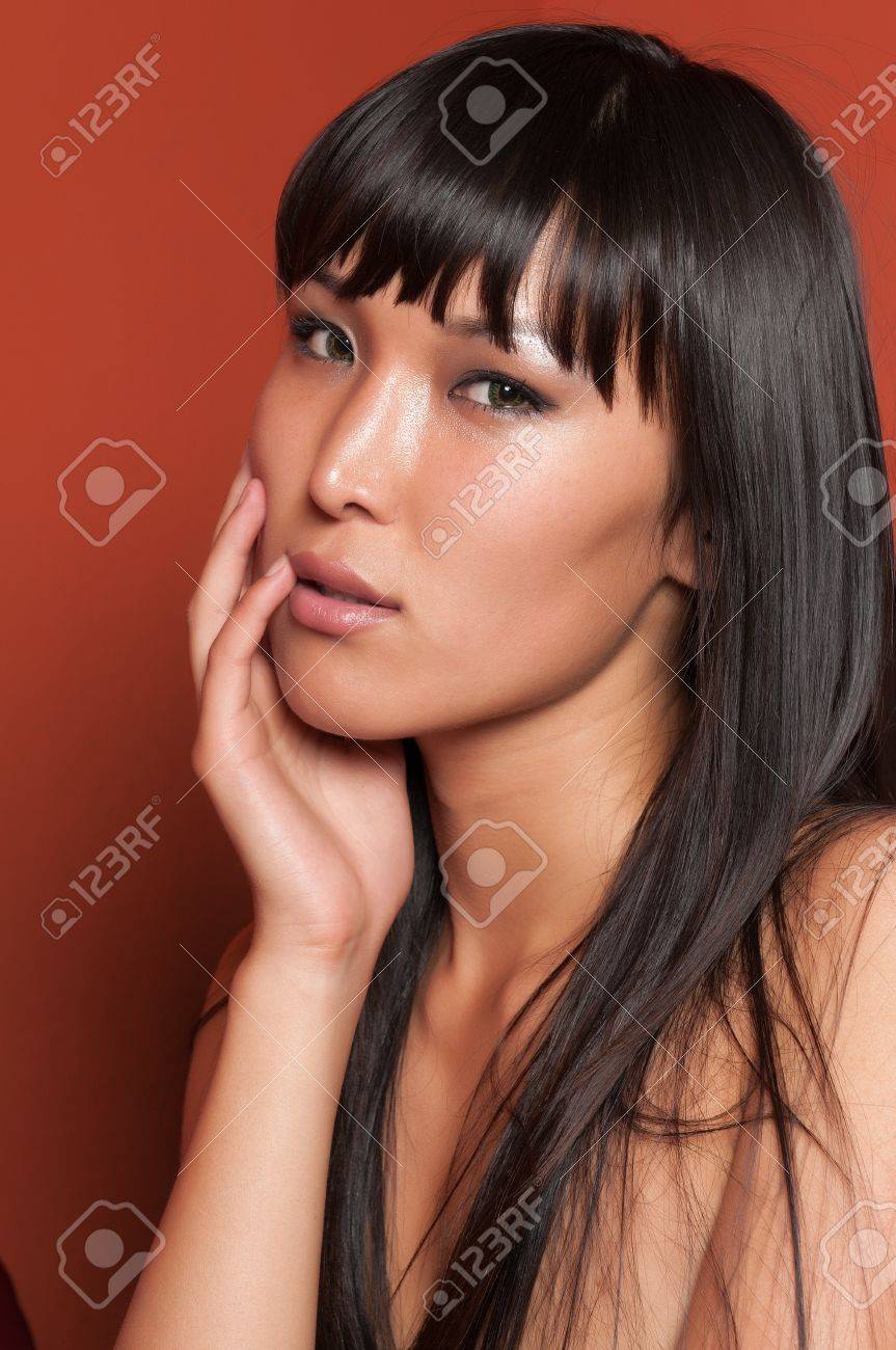 美女たちの決断：一人旅でモンゴルの遊牧民に教わった、お金より大切なものとは？ 1 3東京カレンダー最新のグルメ、洗練されたライフスタイル情報