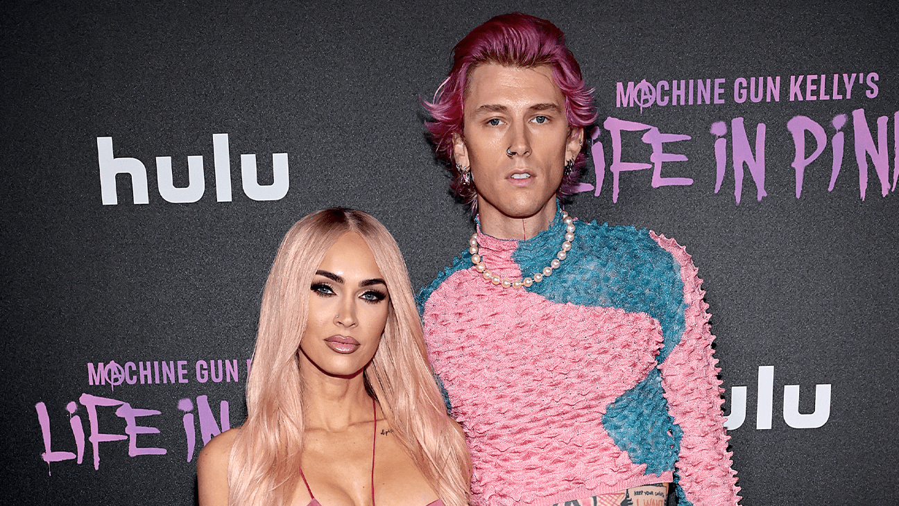 トランスフォーマー ミーガンフォックス Transformers Megan Fox 約20.3x25.4cm 輸入 写真 23069 :movie-images - 通販 - Yahoo!ショッピング