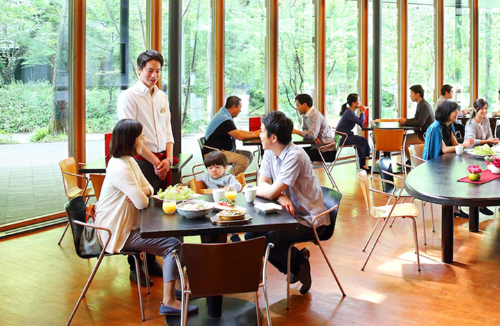 家族で楽しむ秋の夜！個性豊かなメニューが並ぶ『ハロウインファミリーディナーブッフェ』 9 13～スタート兵庫関連のプレスリリース神戸新聞NEXT