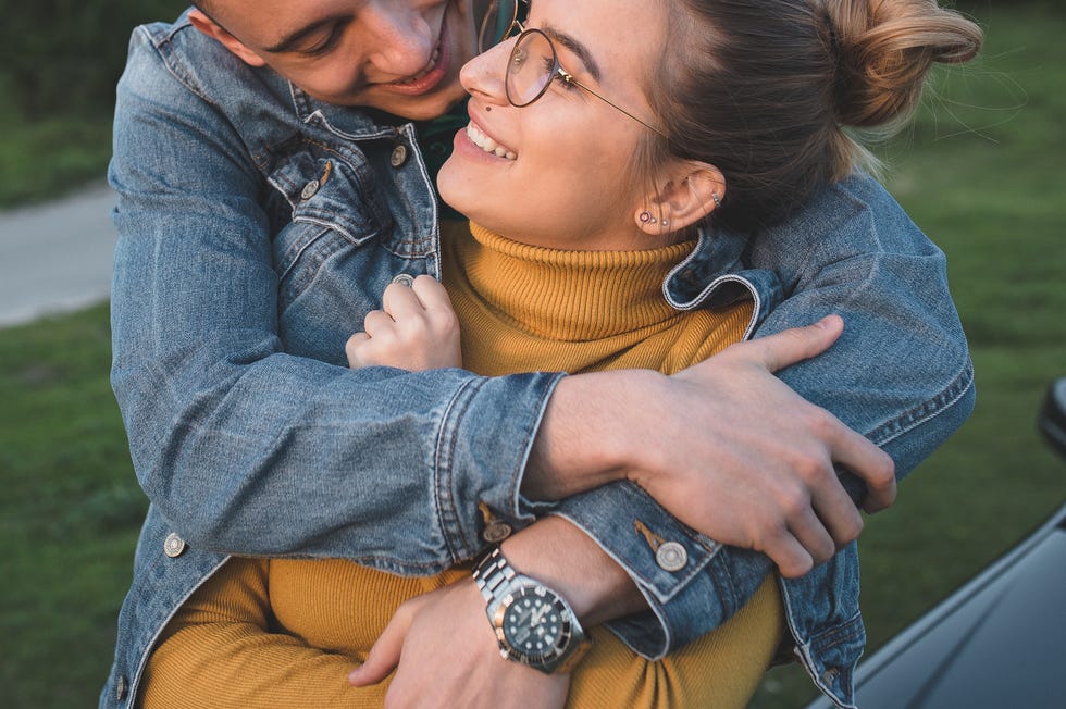 可愛すぎるハグのテクニック高校生の恋愛事情