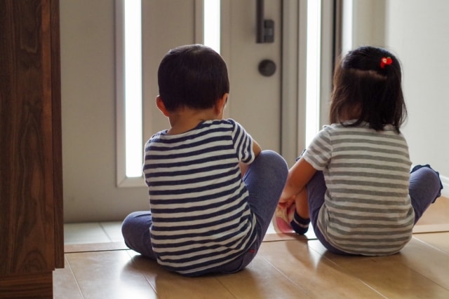 守ってあげたい8つのからだの未熟性 3. 生後1年で大きく変わる姿勢アップリカの赤ちゃん医学Aprica