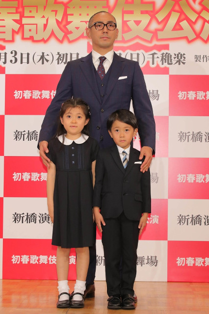 会見全文 市川海老蔵 妻・麻央さんへの想い約20分間切々闘病を応援してくれた方々へ「麻央はきっとみなさまの側にいる」