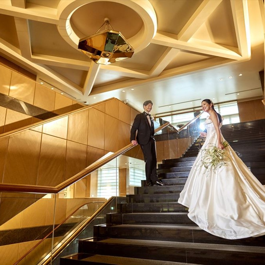 イギリスの億万長者独身貴族 ウェストミンスター公爵の結婚式ライブ: お散歩アルバム・dolce vita