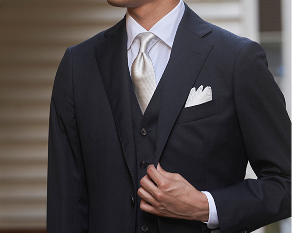 ポケットチーフの基本の折り方5種類 入れ方・挿し方・たたみ方シャツの基礎知識ワイシャツ専門店 ozie公式サイト オジエ