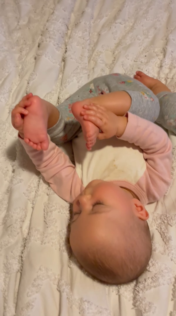 拡大画像ママカメ通信寝てると天使！な赤ちゃんの寝顔をぶれずに撮るには - 女子カメ Watch