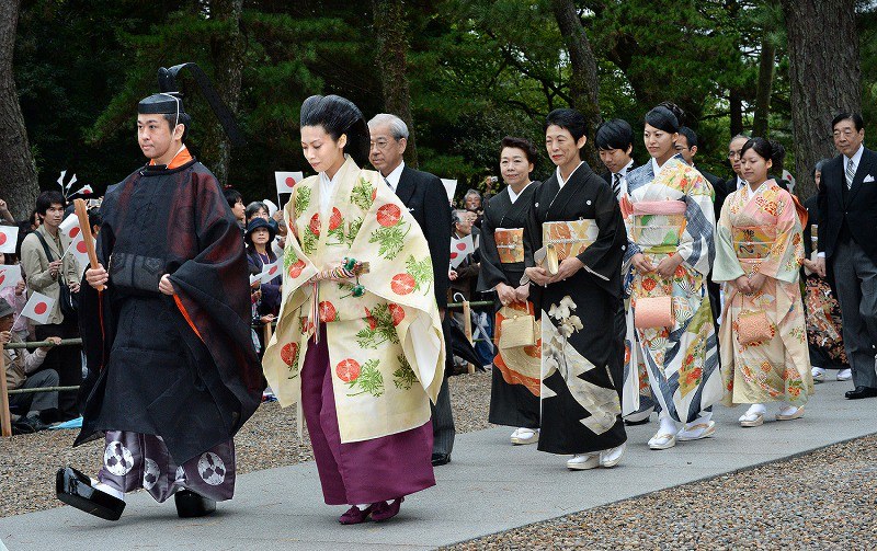 皇位継承はどうなるか 前編 ：「未来の天皇」悠仁さままでの流れを前提とした有識者会議案nippon.com