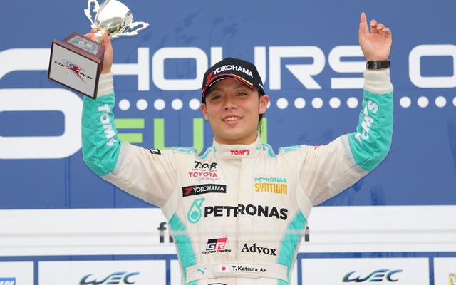 世界ラリー選手権で活躍する勝田貴元選手が主人公のマンガ『勝田貴元物語』「前編」をASB電子雑誌書店 運営：株式会社三栄 にて独占無料公開 フォーラムエイト・ラリージャパン2022公式マンガスポーツマニア