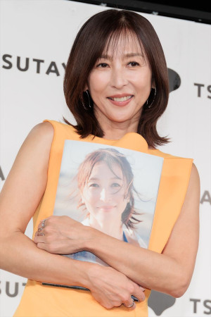 アーノルド・シュワルツェネッガー、隠し子の卒業式に出席