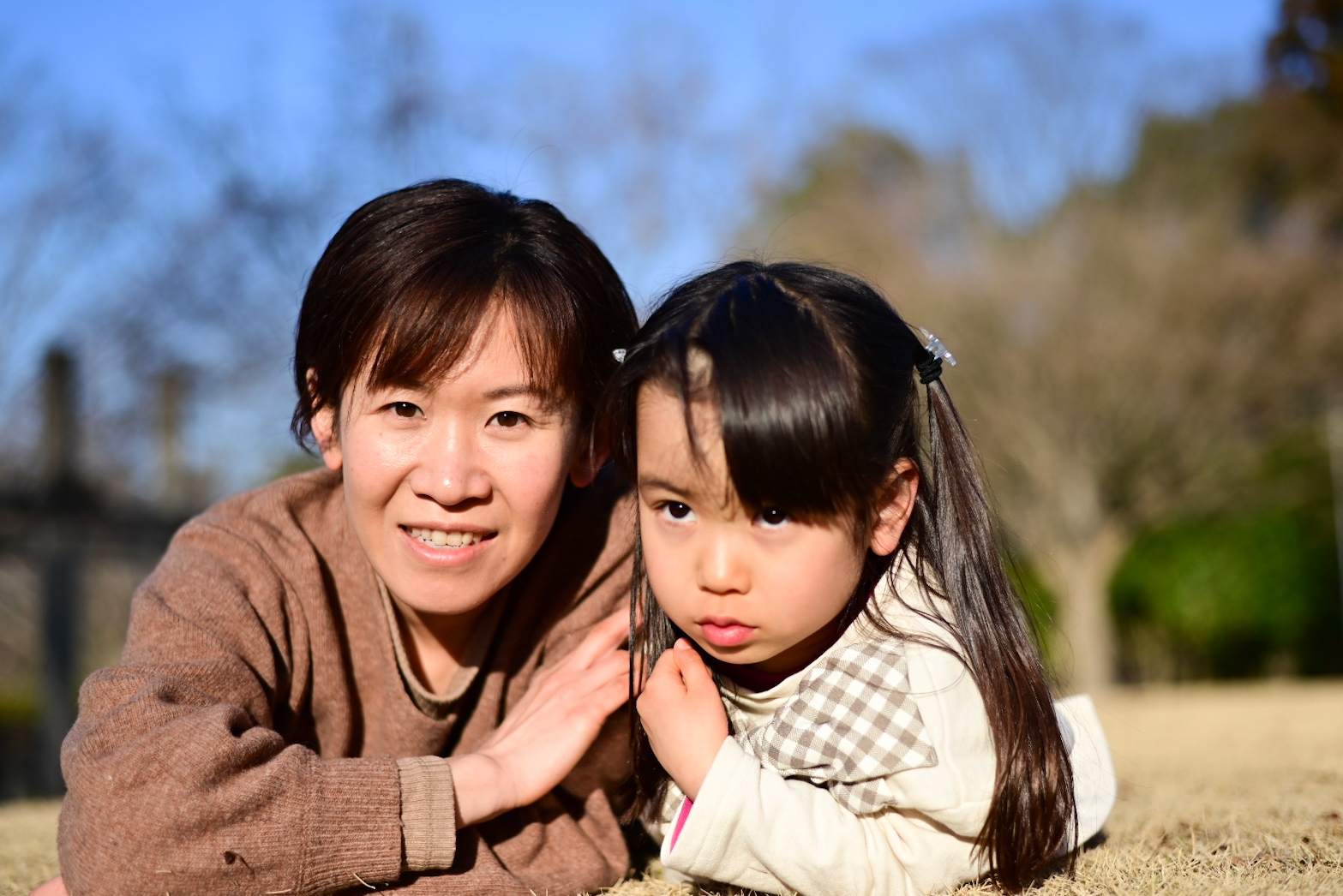 一人っ子女子あるある』 一人っ子女子は一人っ子だとは、あまり言いたくない いかがでしょうか？ 合ってる？違う？コメントで教えてください🤩描いてほしいエピソードや、リクエストも どしどしお待ちしてます😍 また次回もお楽しみに〜！👋😂 ☆いいね、コメント