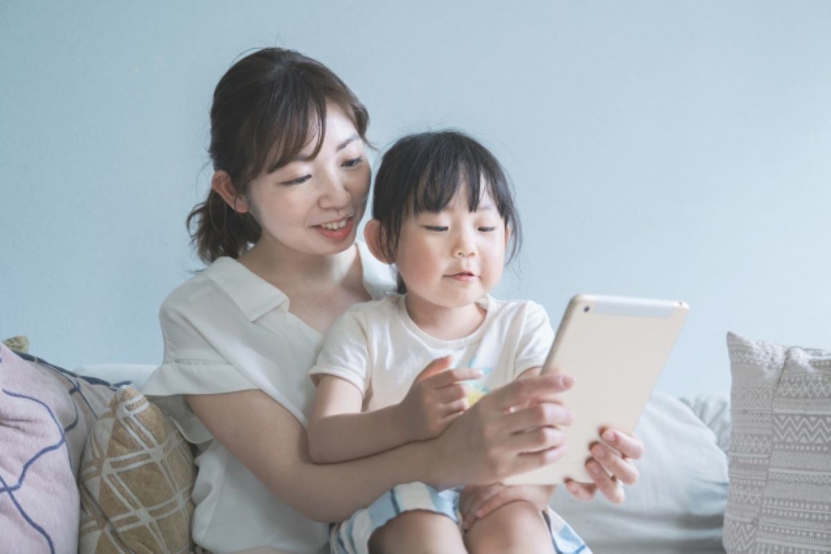 帰省」の意味や使い方とは？帰郷との違いや反対語・例文も解説TRANS.Biz