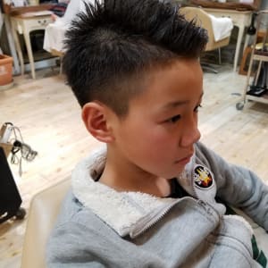 Nuage'似合わせ小学生カット.メンズベリーショート.キッズカット：L207632478ニュアージュ 表参道南青山 Nuage' のヘアスタイルホットペッパービューティ