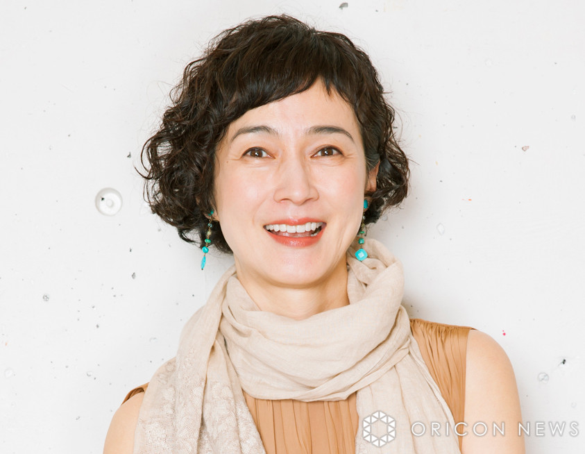 器用で羨ましすぎ」「才能の塊」「本出して」安田成美の意外な趣味に大反響 みずからモデルとなり ：「おっ！」でつながる地元密着のスポーツ応援メディア西スポWEB OTTO